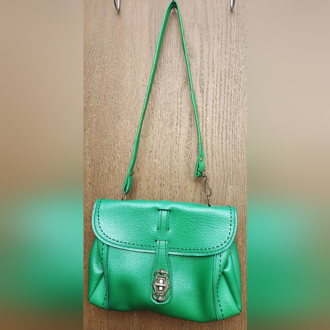 Vibrant Green Leather Shoulder Bag